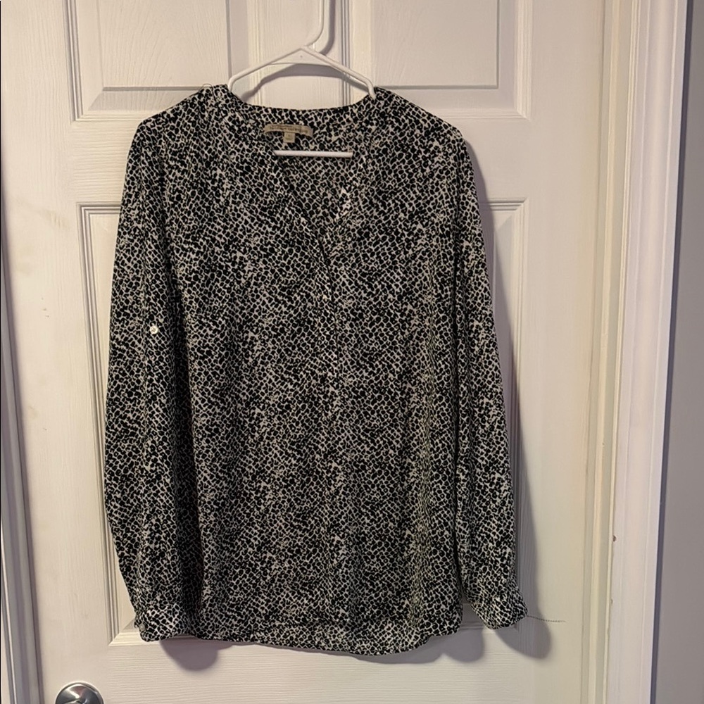 Banana Republic Black and White Long Sleeve Blouse